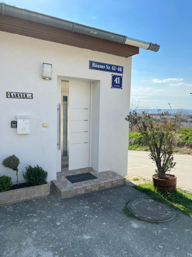 Haus Karner Vila Neusiedl am See Exterior foto